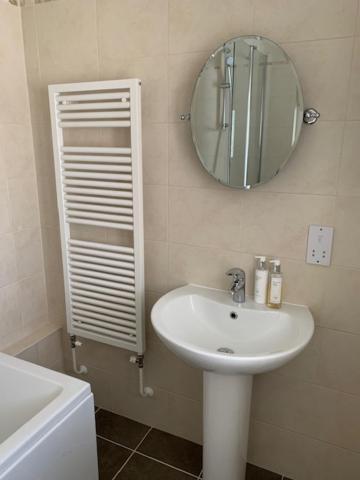 Private Room & Lounge In Town Centre With Parking Стретфорд-на-Ейвоні Екстер'єр фото